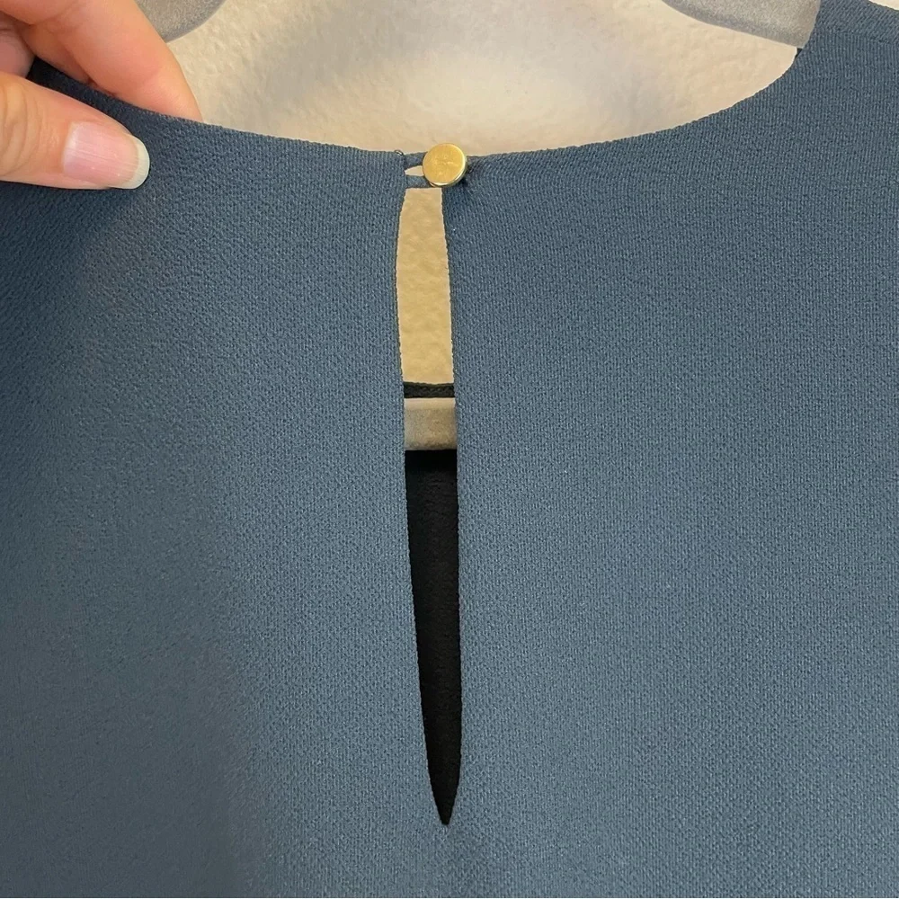 Cushnie et Ochs Dark Teal‎ Long Bell Sleeve Crew Neck Crepe Top Size 10
